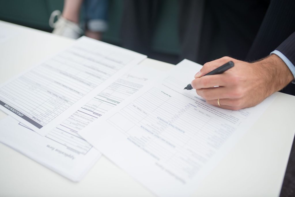How to Use Online Job Platforms Safely When Applying Abroad Verify the employer before sending documents